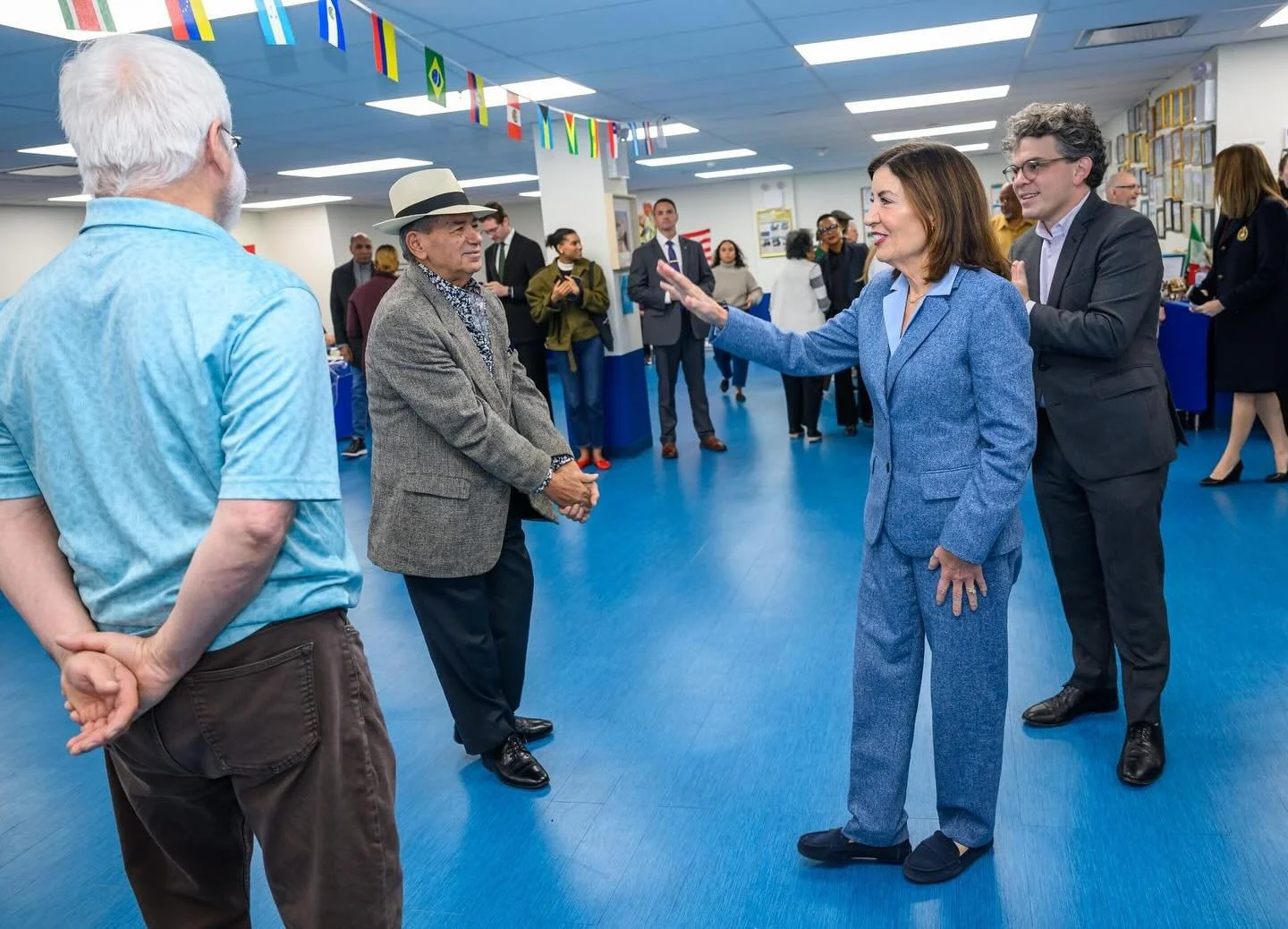 Great to join @govkathyhochul at the beloved RAICES Times Plaza Senior Center on Atlantic Ave to celebrate Hispanic Heritage Month and spend time with our seniors in District 33!