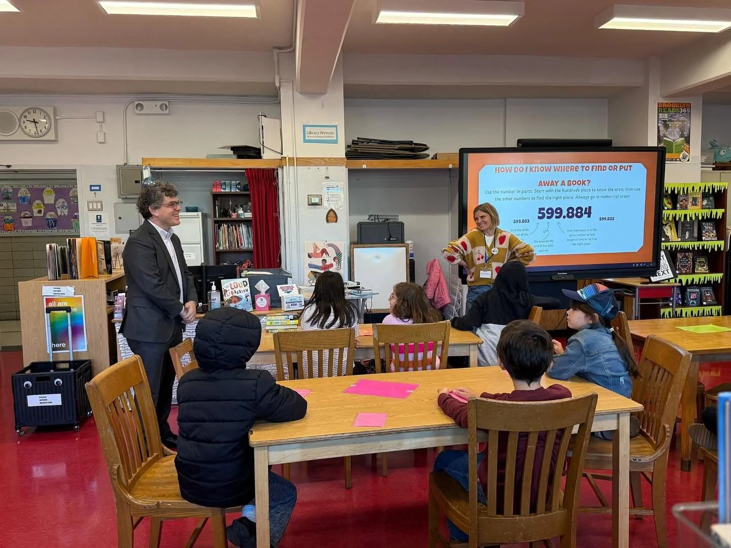 Our office secured $40,000 in last year’s budget to hire a part time librarian at PS 261! 
After passing legislation to help more schools get librarians, I’m thrilled PS 261 students will benefit from this vital role!