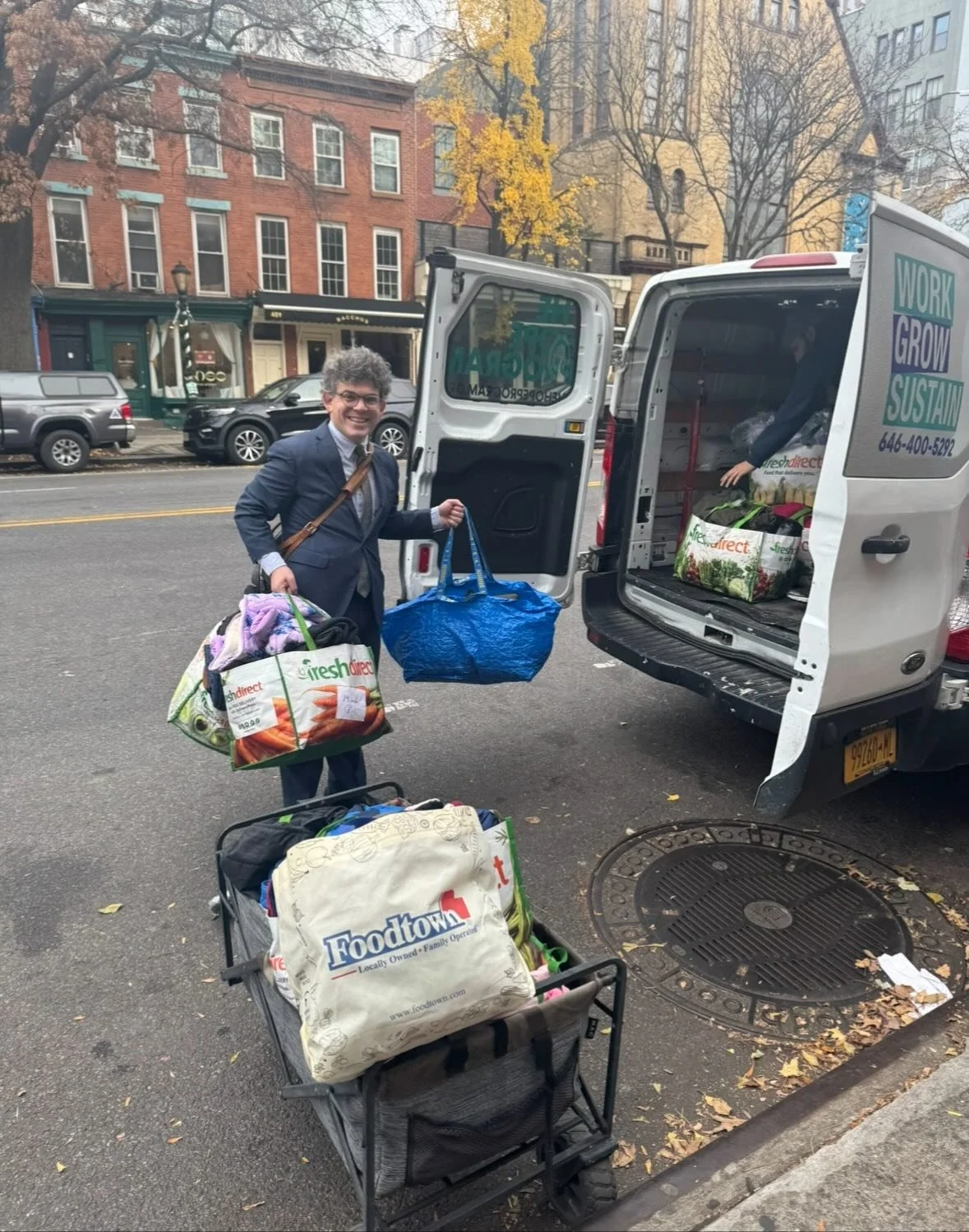 Thank you to everyone who donated coats and warm clothing for our winter coat drive - especially neighbors at the @bhsbrooklyn!&nbsp;

We&rsquo;re dropping off hundreds of coats today to students at PS 380 in South Williamsburg and residents at the C