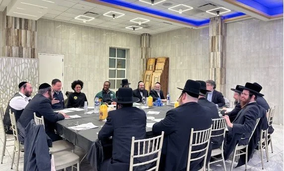 Bed-Stuy has the 2nd highest rat complaints citywide.

Our office is making rat reduction a priority &amp; last week we met with local yeshivas, @NYCSanitation, and @unitedjewish to discuss trash containerization for schools so we can keep rats off o