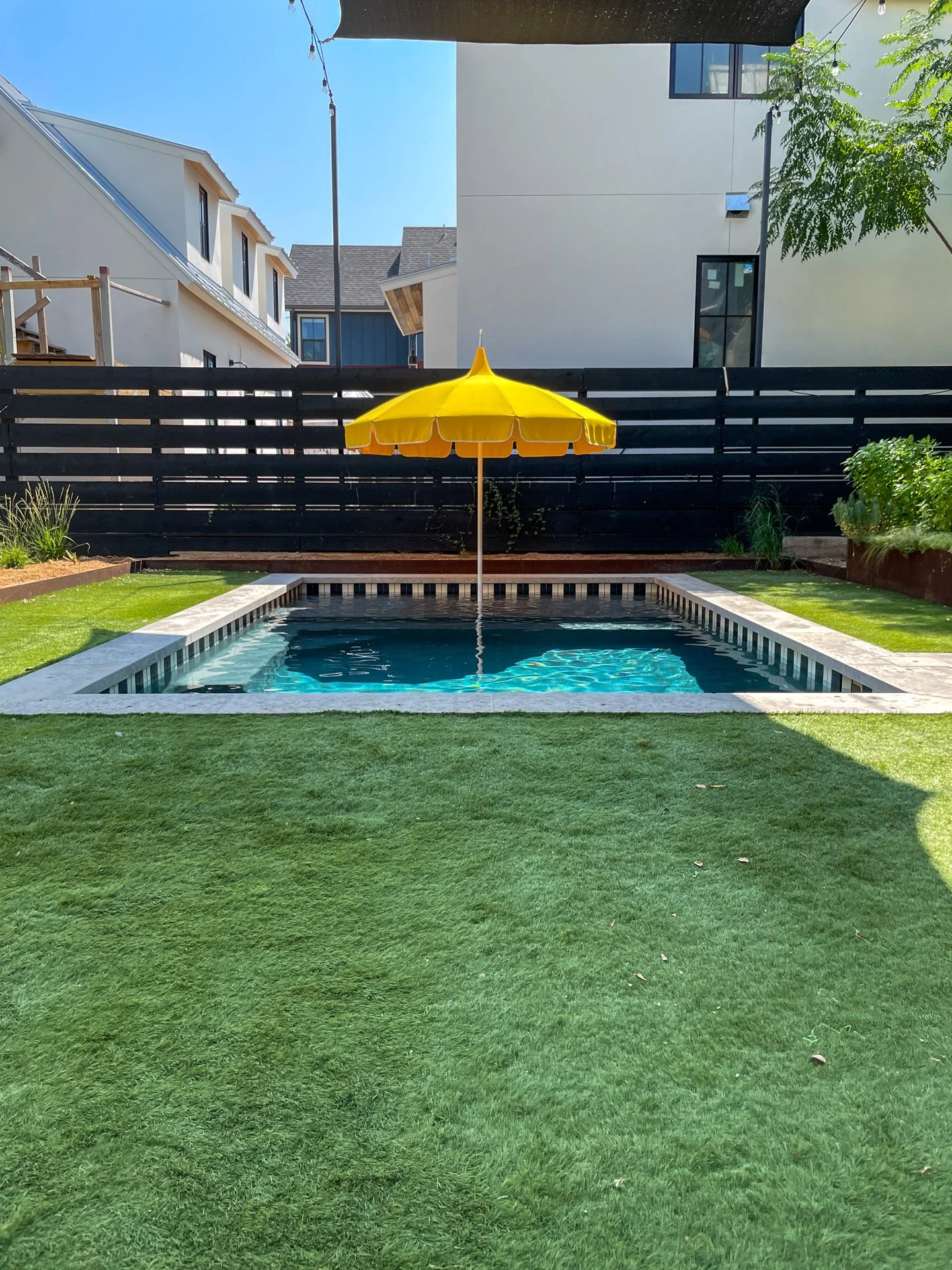 East 9th — Texas Tiny Pools