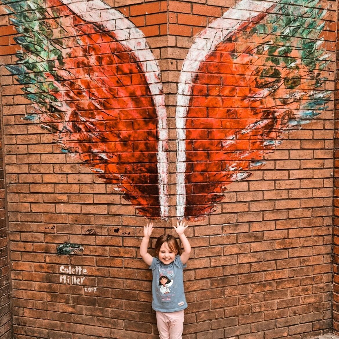 Wakefield England (the best Fish and Chips )Repost from @beksbooknestx
&bull;
Looks like an angel but she's actually a threenager ❤️⠀⠀
⠀⠀⠀ 
GlobalAngelWingsProject created 2012 to remind humanity #wearetheangels of this earth 🌍 
⠀⠀

⠀⠀⠀ 

⠀⠀

#posit