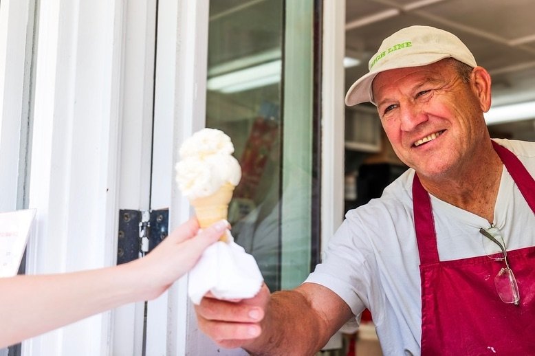 It&rsquo;s our last full weekend open for the Spring 2024 season! Come out to enjoy blueberry U-pick, already picked blueberries and blackberries, ice cream, and plants are 40% off! M-Saturday 9am-5pm and Sunday 1-5pm 🫐🍦🪴 Closing day is Saturday t