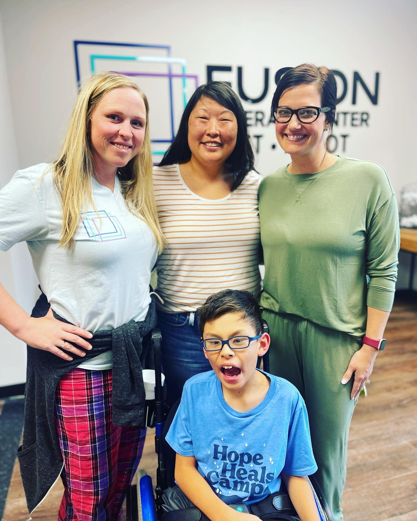 Loved consulting with owners of @fusiontherapycenter, Jeanne and Christy, about how Joyside can come along side their staff to help educate, share, and equip them to serve families in our community! 

If you are a clinic owner or manager I&rsquo;d lo