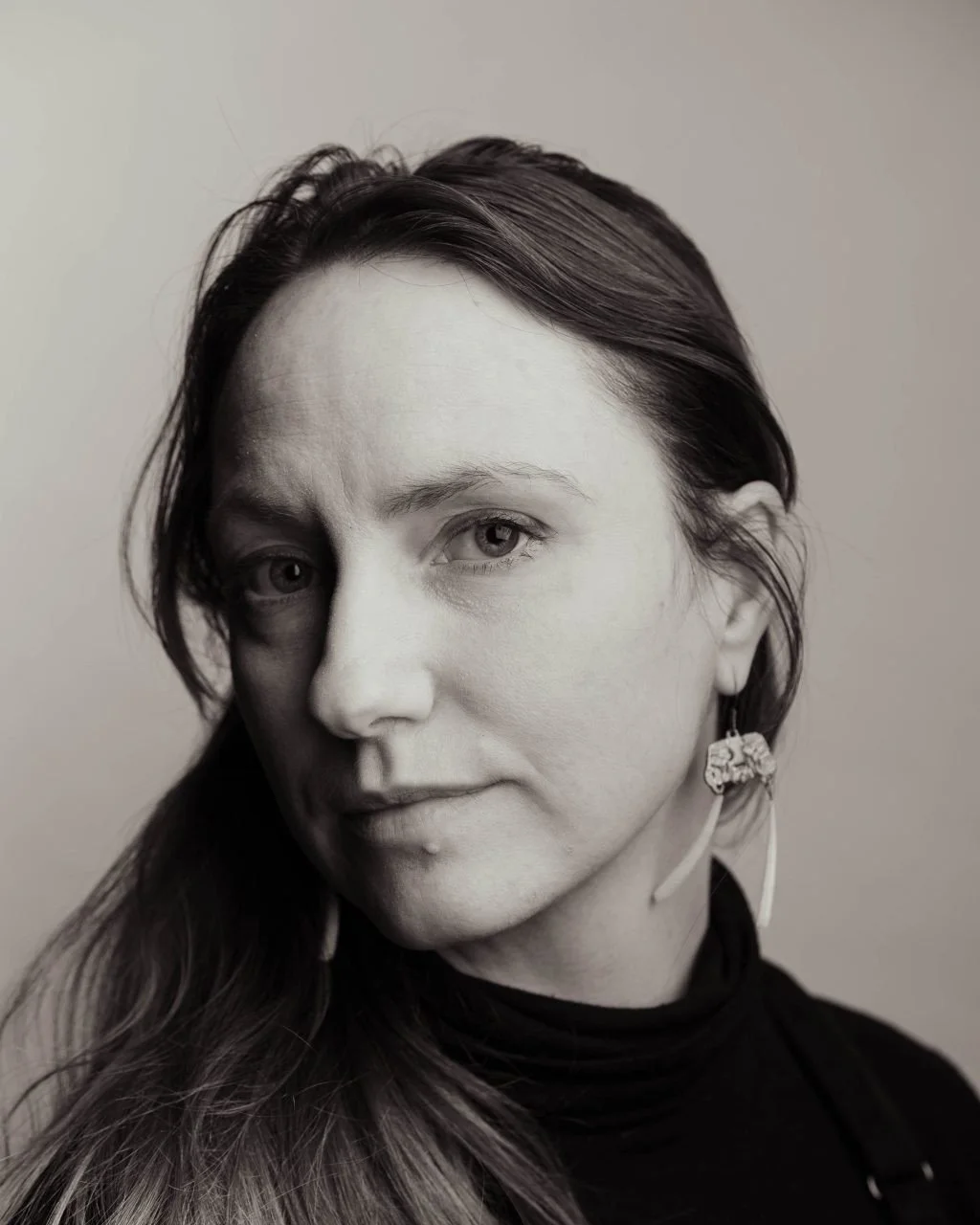 Live Music: Ezza Rose
Oct 18
8pm
FREE
Since 2009, Ezza Rose and band has been cultivating a sound of their own. Drawing on several influences from the likes of Mazzy Star, Patti Smith, and their residency in Portland, ERB writes and performs music w