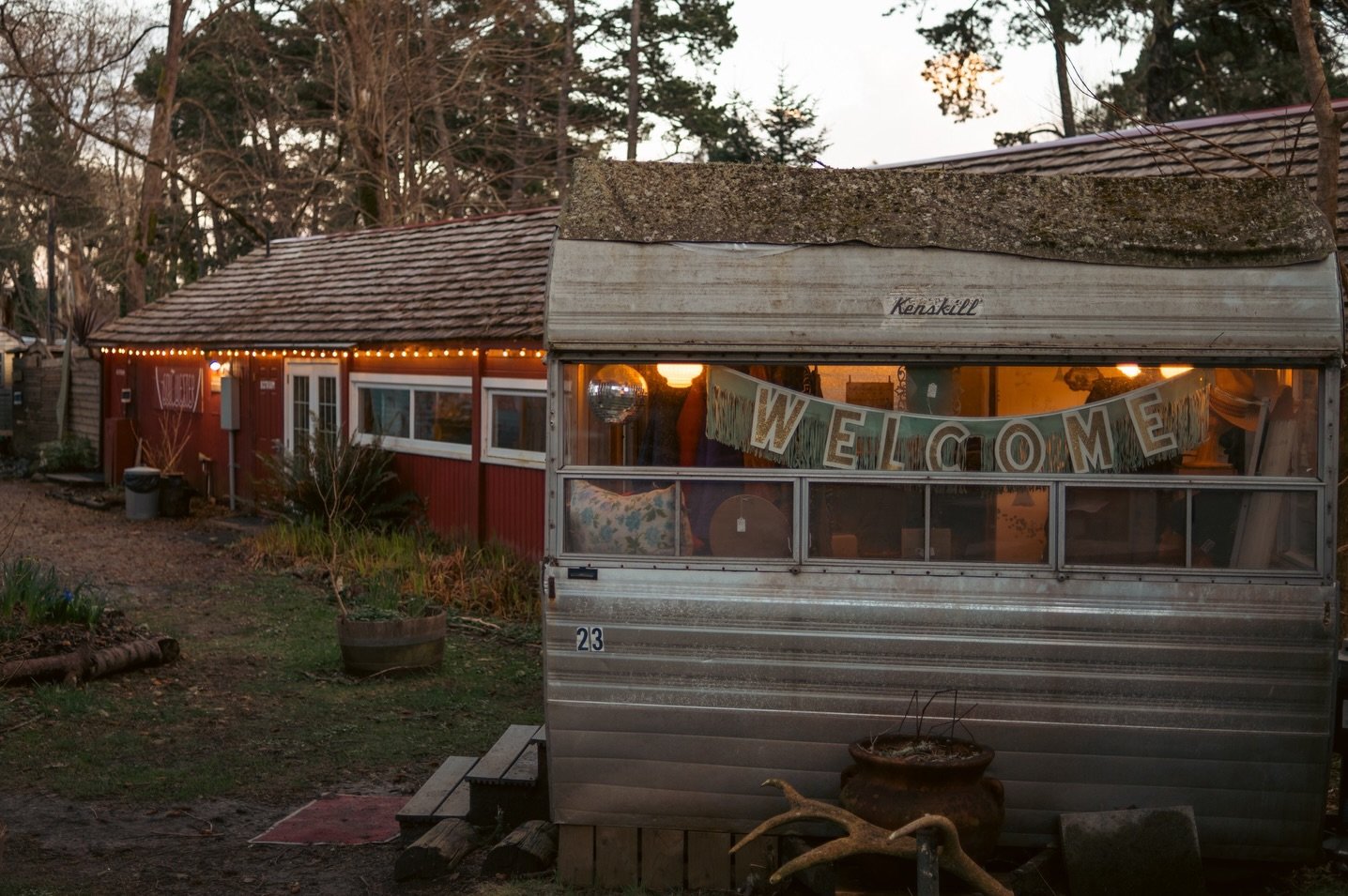 Rain on the roof. 
Sauna steam. 
Long, quiet evenings.

Turn a quick getaway into a real reset.

Enjoy 10% off your first night, 20% off your second, and 30% off any nights after that.

Souwesterlodge.com/specials