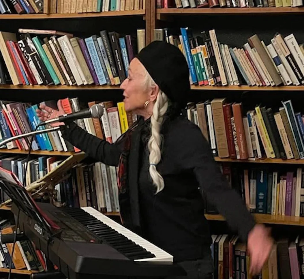 NEW WORKSHOP!

Sat, 4/11: SPILL YOUR GUTS: A Flash Memoir Workshop w/Leanne Grabel | 10am-2pm
$60.00

Register at: souwesterlodge.com/workshops

In this workshop, you will write a series of flash (concise) memoirs&mdash;short pieces that recount even