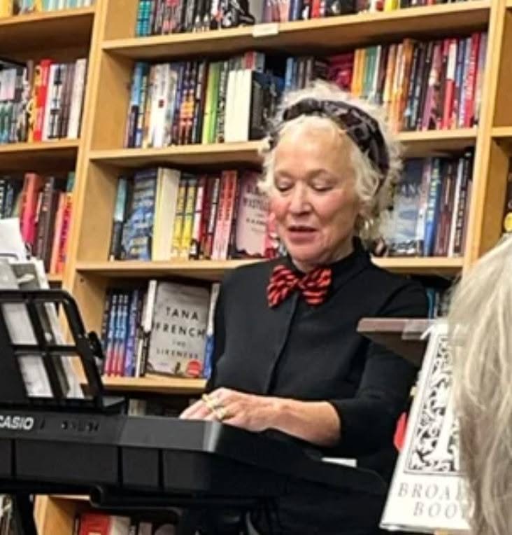 Sat, 4/11: SPILL YOUR GUTS: 
A Flash Memoir Workshop w/Leanne Grabel
10am-2pm at The Sou'wester Lodge
$60.00

Register: https://souwesterarts.square.site/product/sat-4-11-spill-your-guts-a-flash-memoir-workshop-w-leanne-grabel-10am-2pm/2053?cs=true&a