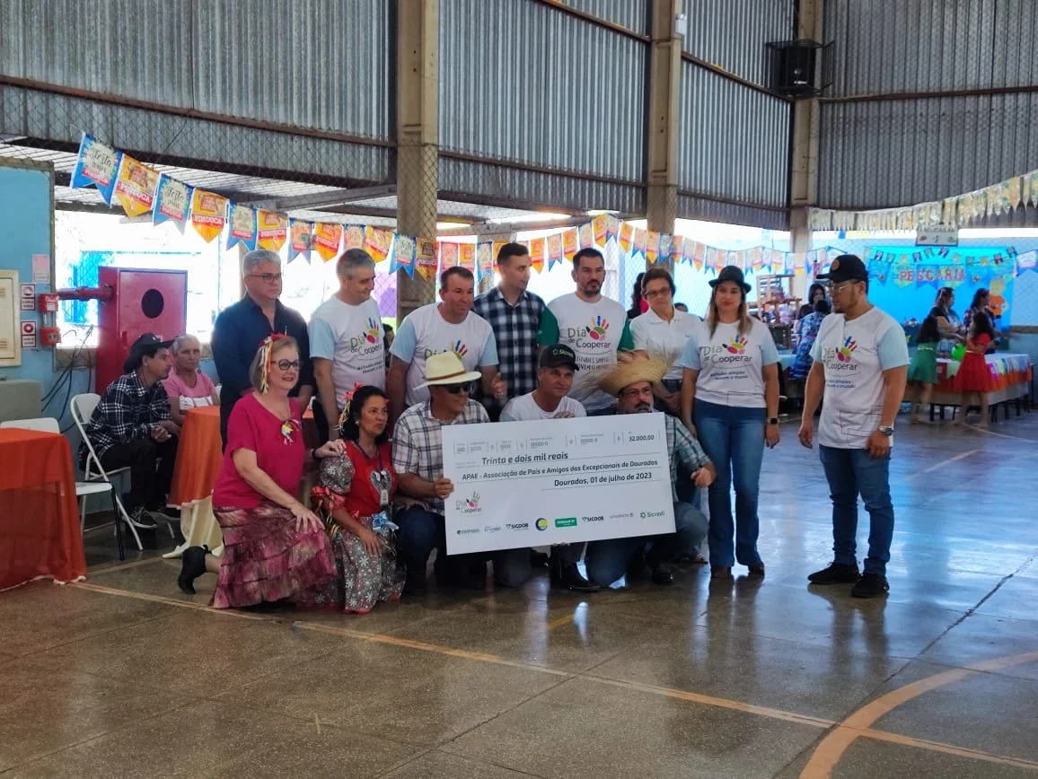Cergrand celebra o Dia C com a APAE de Dourados
