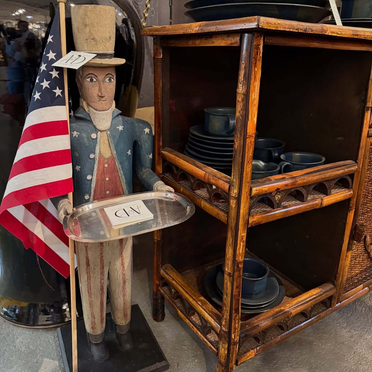 We hope you’re having a wonderful weekend! Friendly reminder, we will be closed on Monday in observance of Memorial Day! We are open today 10:30 am-5:30 pm πΊπΈ