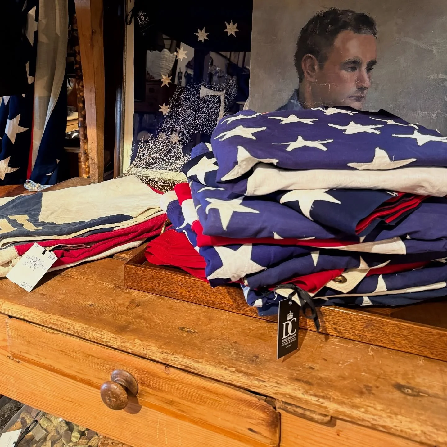 Happy Labor Day! Looking for something to do today? We hope you will come visit us and take advantage of the last day of the summer sales happening. Open 10:30 am-5:30 pm 🇺🇸