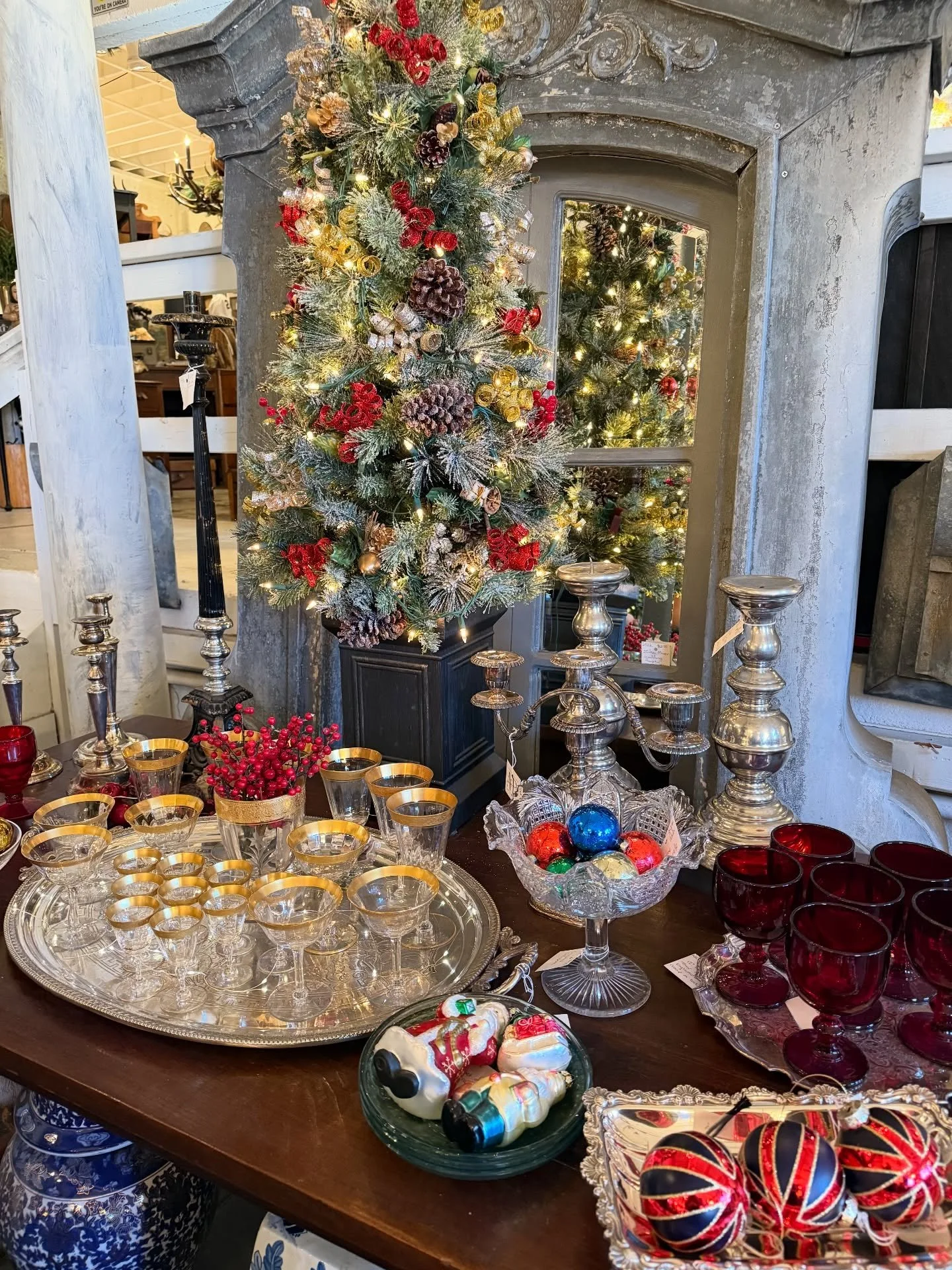 Shop and support our local small business this holiday season! Find the most perfect one of a kind gifts, sure to be extra special.