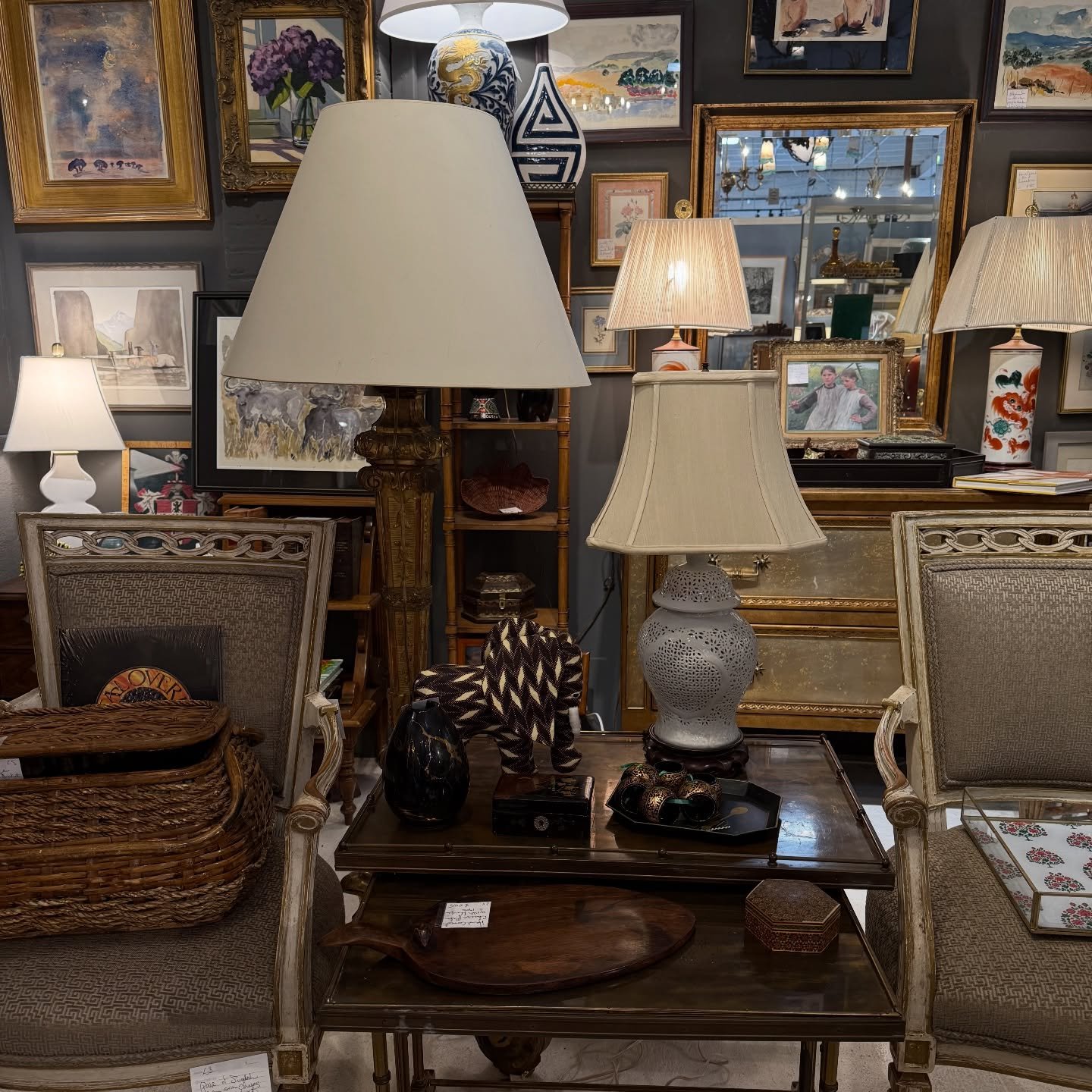 Come spend the weekend with us! Open 10:30 am-5:30 pm daily ❄️