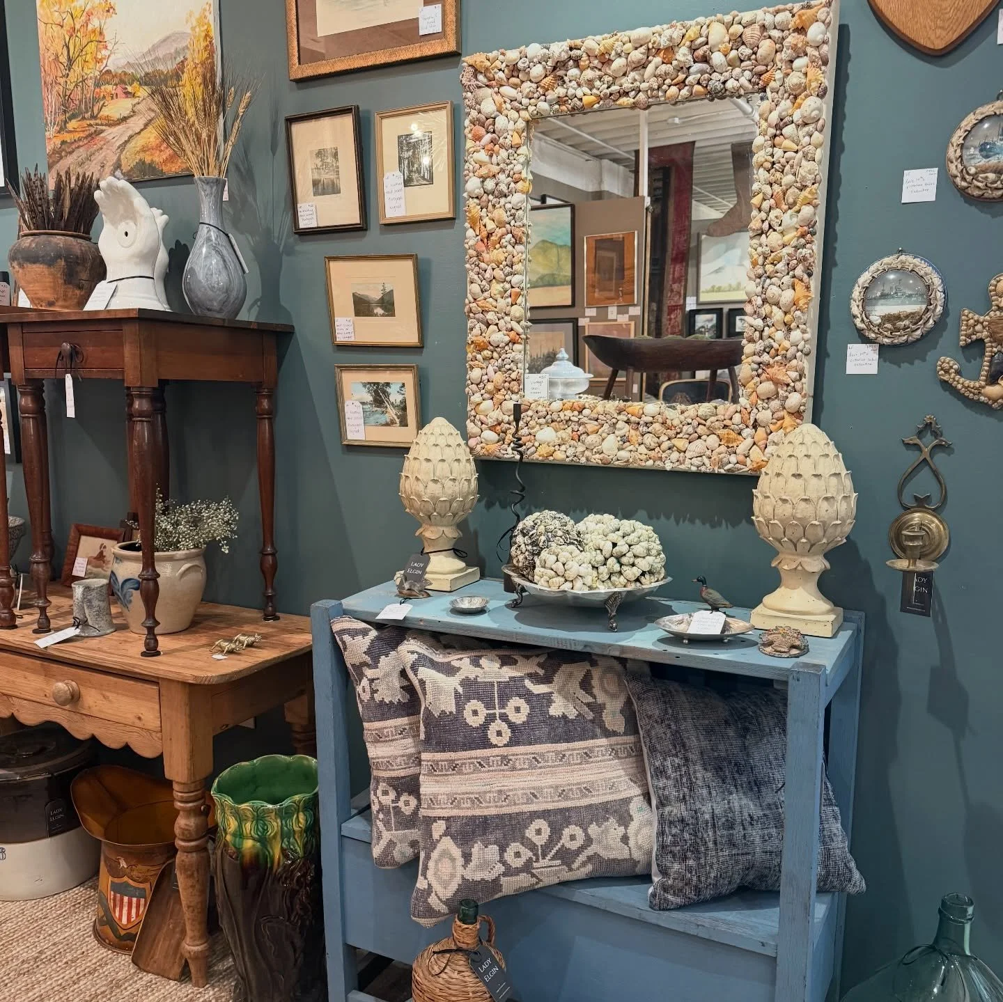 Feeling the Sunday scaries? Come brighten up your day and visit us.