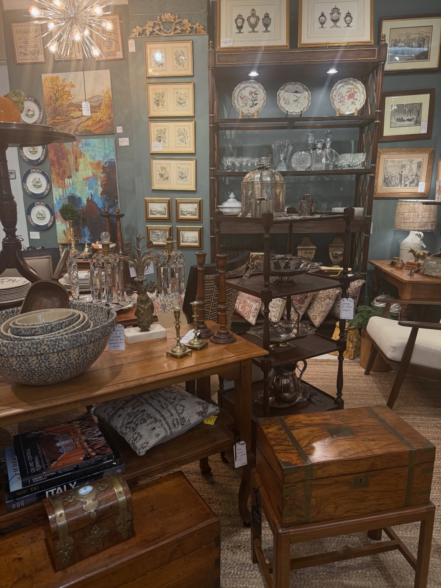 Come spend your Sundays with us!