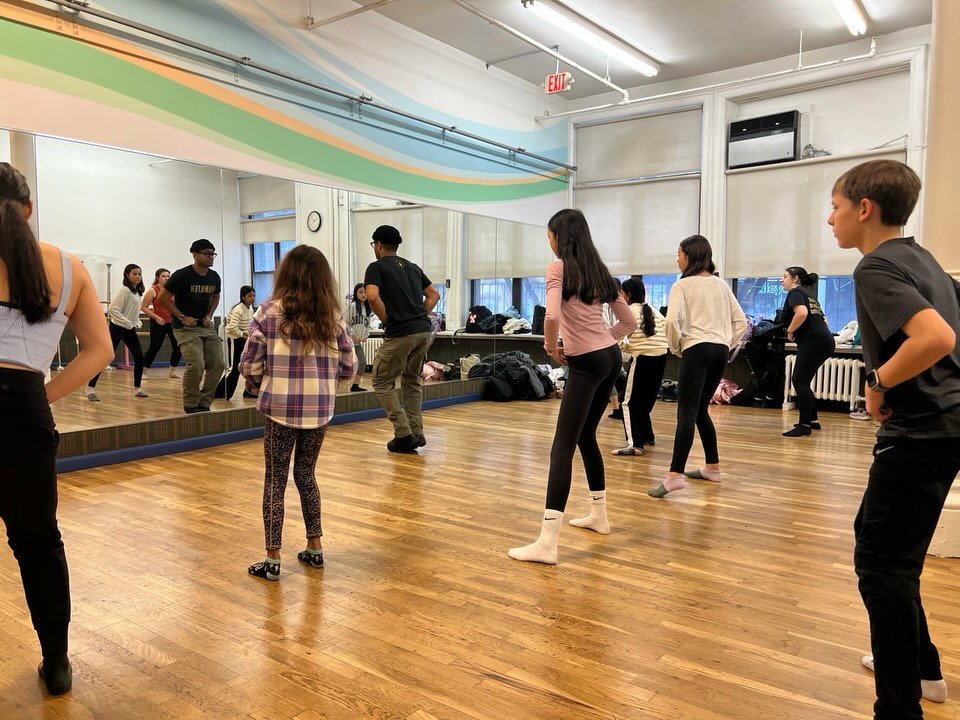 MASTERCLASS WITH ADAM ALI-PEREZ ⭐️🔥

Our Company was fully focused when learning the original choreography of Hamilton&rsquo;s &ldquo;My Shot&rdquo; from the dance captain of the Broadway Show himself!

Berkley and Adam hadn&rsquo;t seen each other 