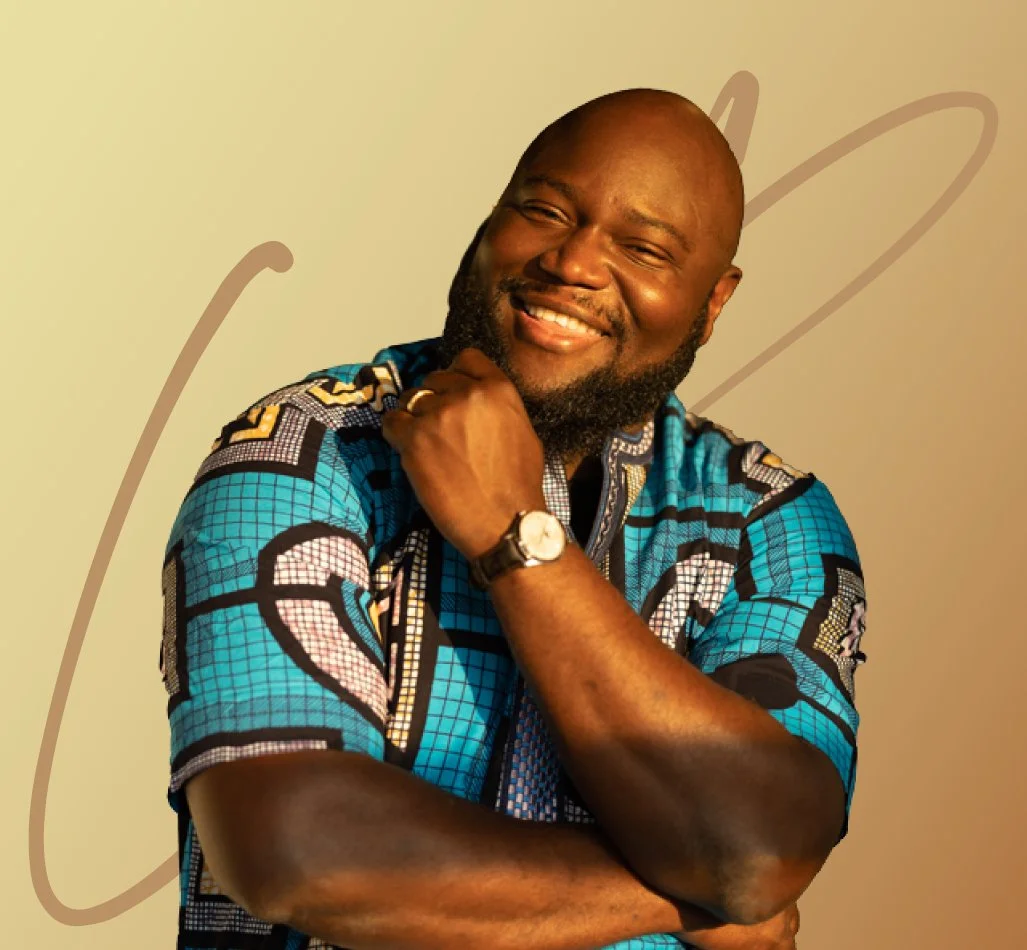 uriel-photo-with-signature copy.jpg