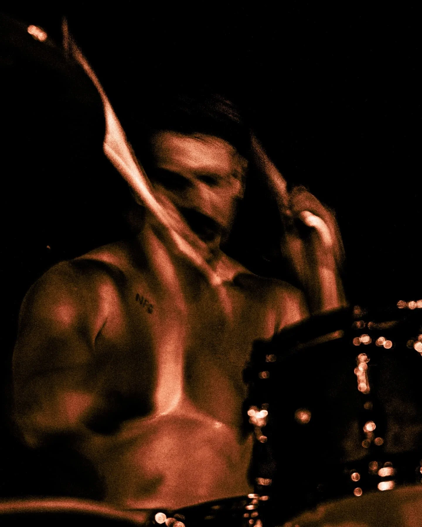 Coerce performing at @little_fernwood_gallery 08/17/25
Photographed by @runegatestudio 
.
.
.
#livemusic #livemusicpics #lowlightphoto #metalphotographer #concertphotography #horrorart #pighead