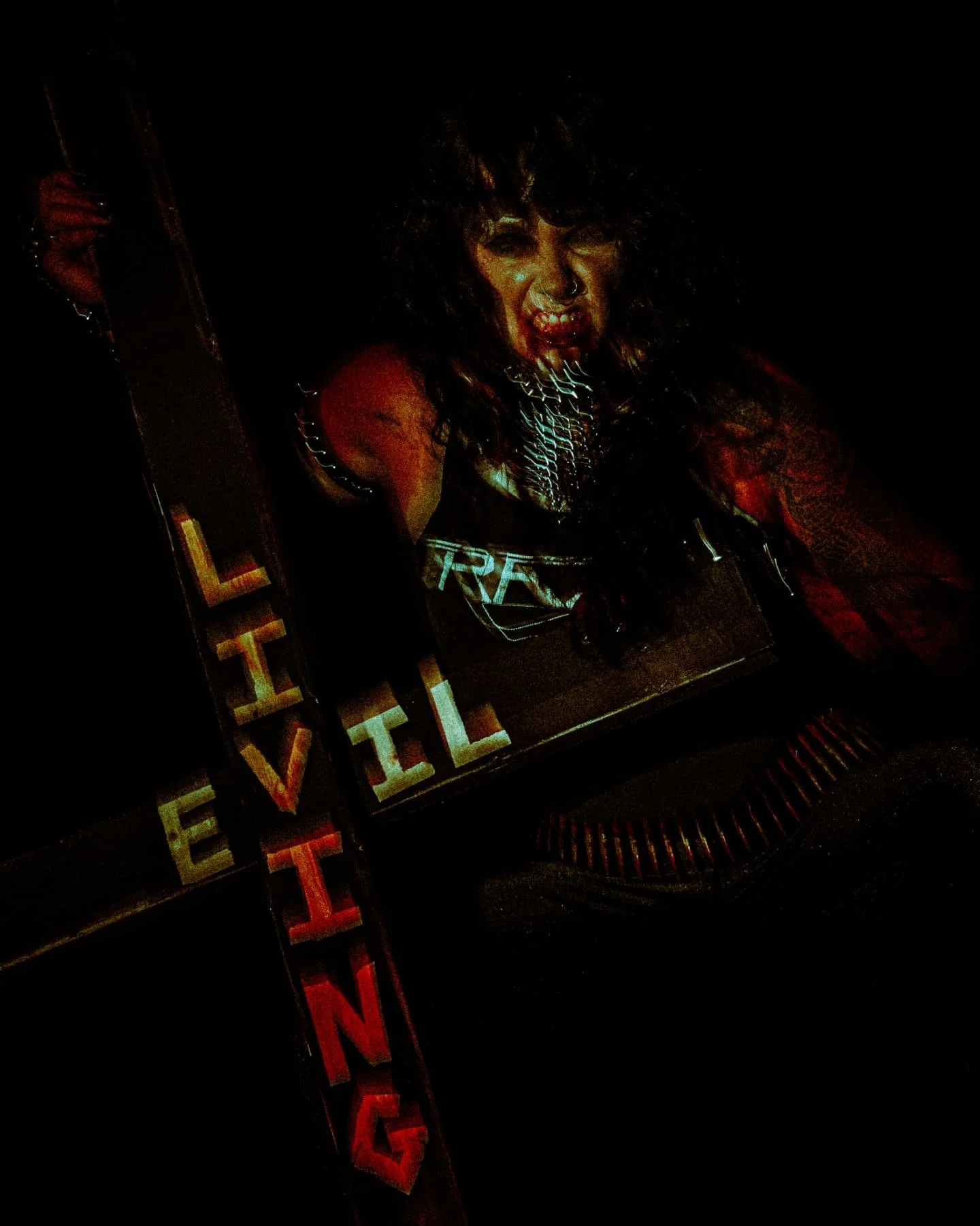 EVIL LIVES
⚰️ 🩸
Band promo shoot for @livingevilofficial 
Photos by @runegatestudio 
.
.
.
#bandphoto #bandphotoshoot #evildead #vampire #heavymetalmusic #bandpromo #editorialphotography #editorialshoot #runegatestudio
