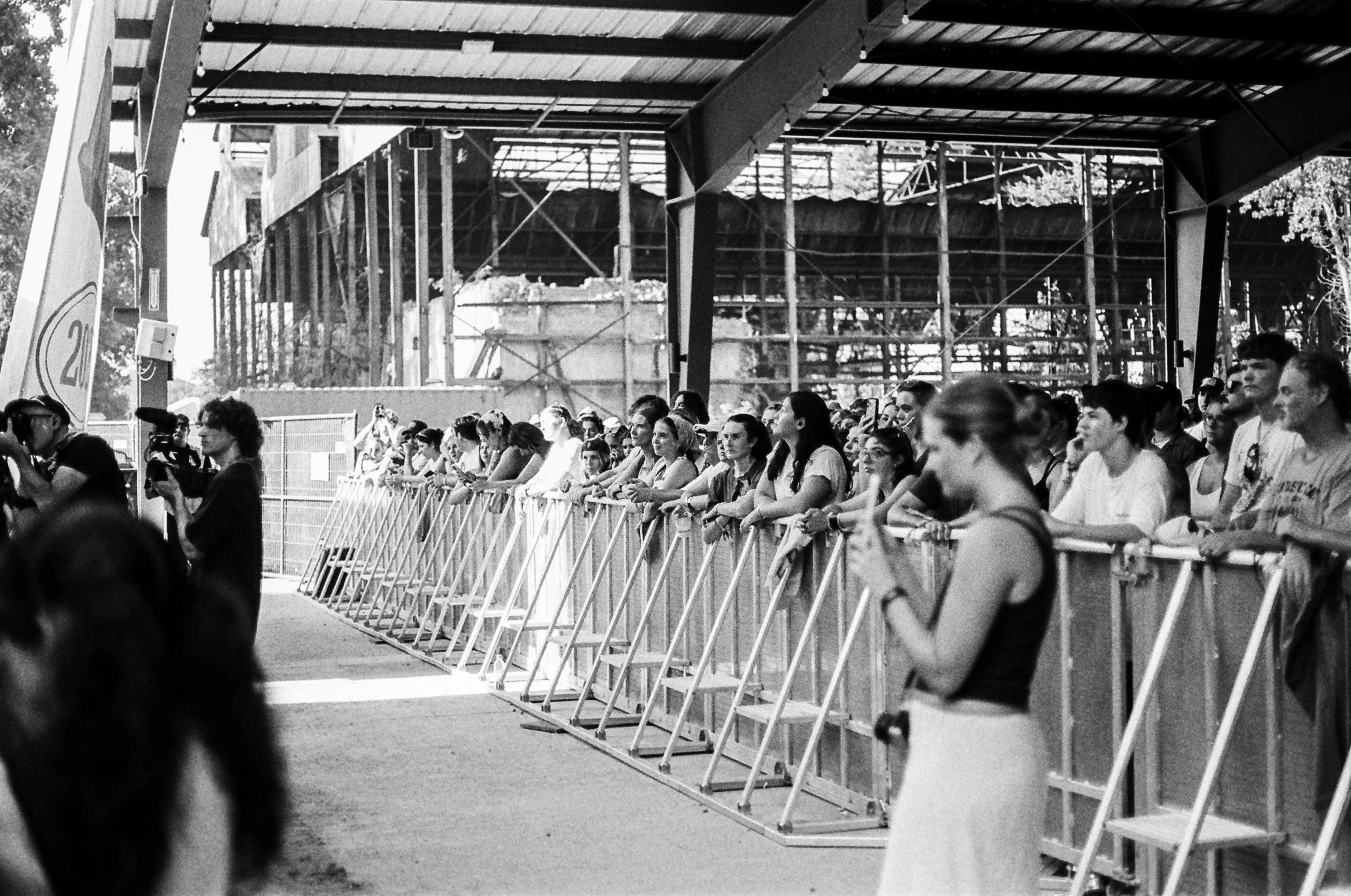 Canon EOS 1n Ilford-3.jpg