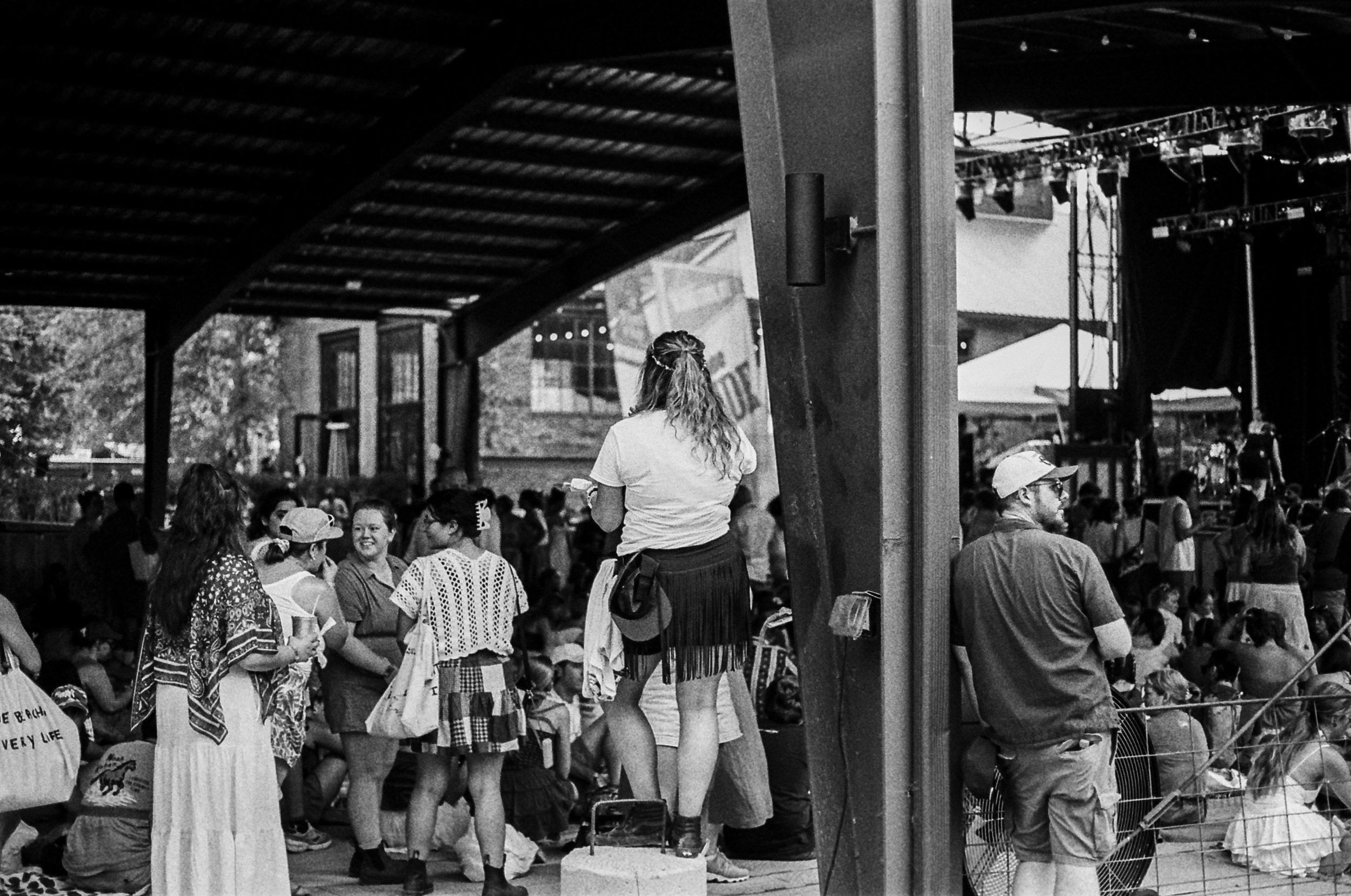 Canon EOS 1n Ilford-8.jpg