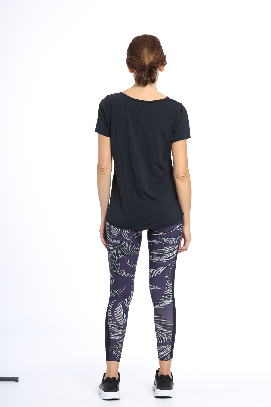 padel-leggings-paddle-tennis-pipa-lila-schwarz-rueckseite.jpg