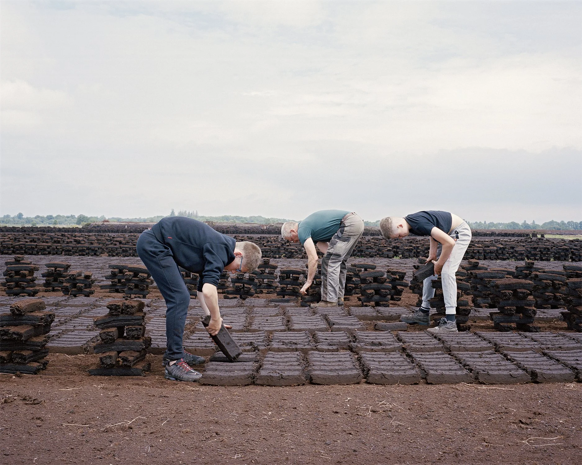 Family footing turf for domestic use, Ticknevin, County Kildare, 2020.