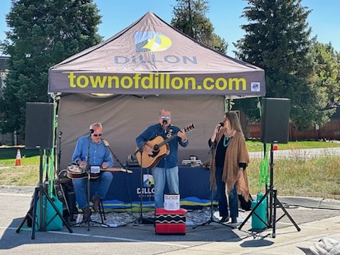 Dillon Farmer's Market / Trio