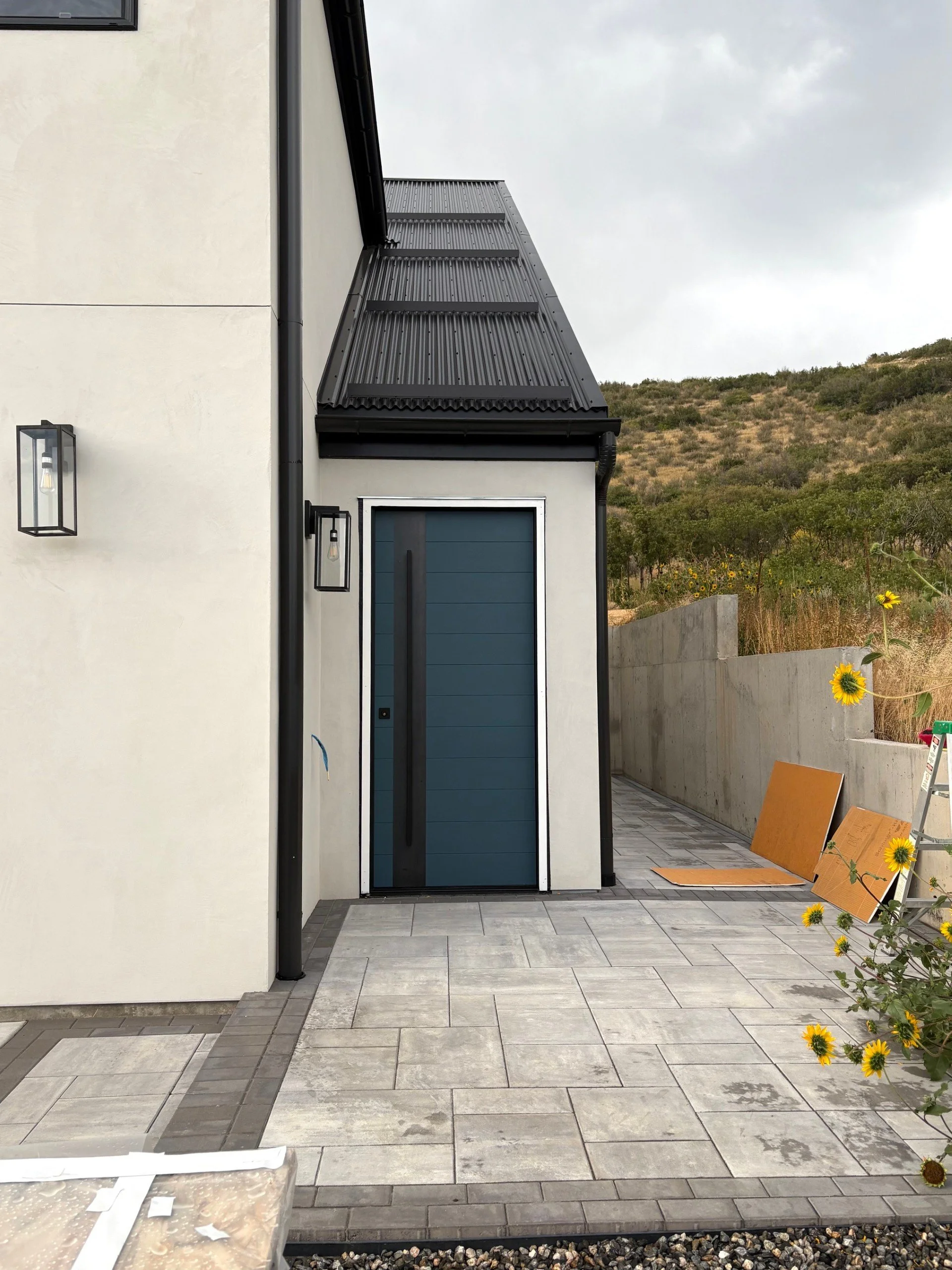 Stepping back a bit in this picture to give you a better view!