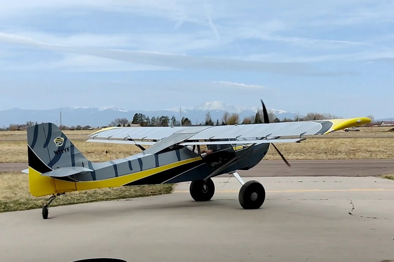 The kitfox taxiing out after its surgery, breathing much deeper now