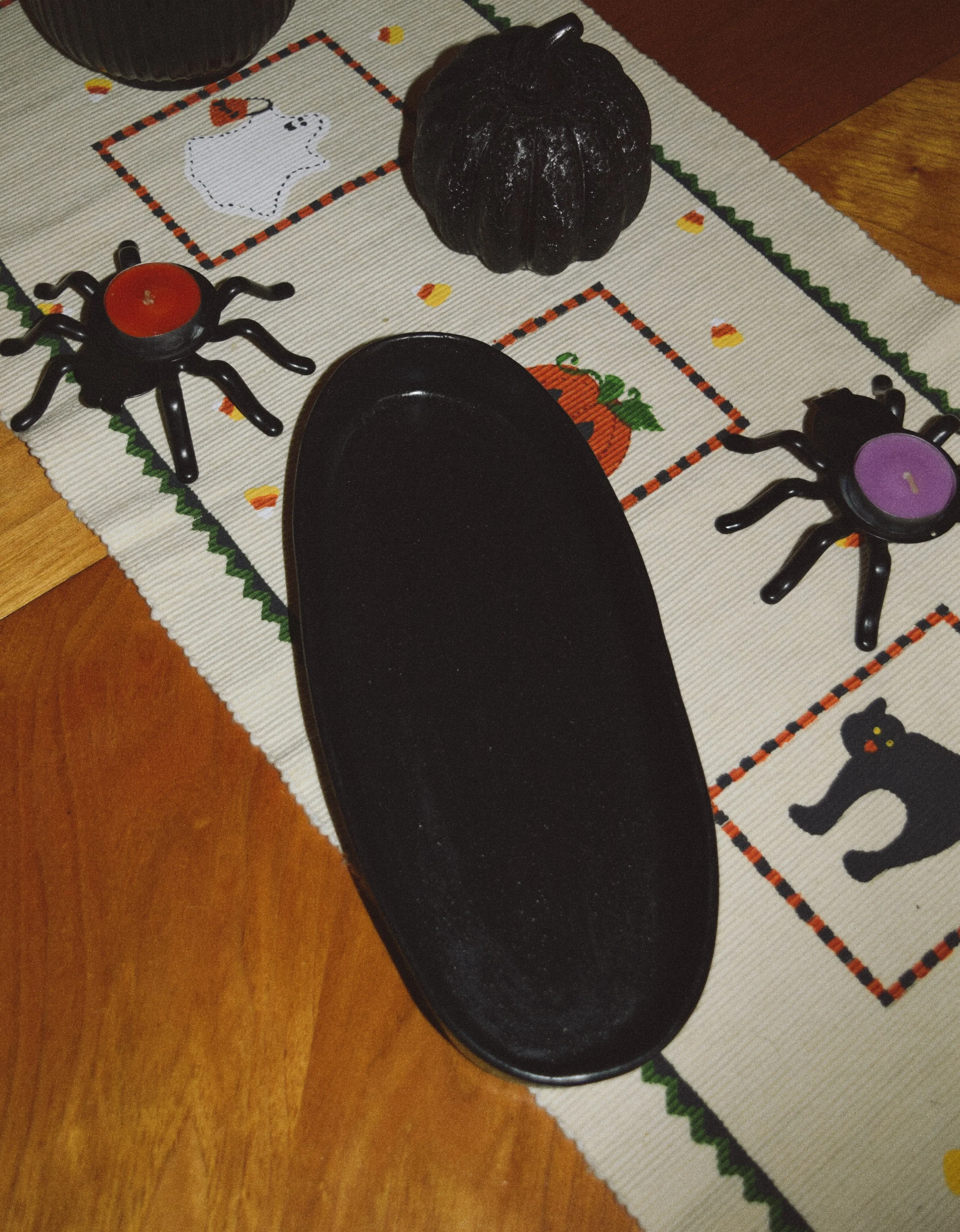 Midnight Oval Tray