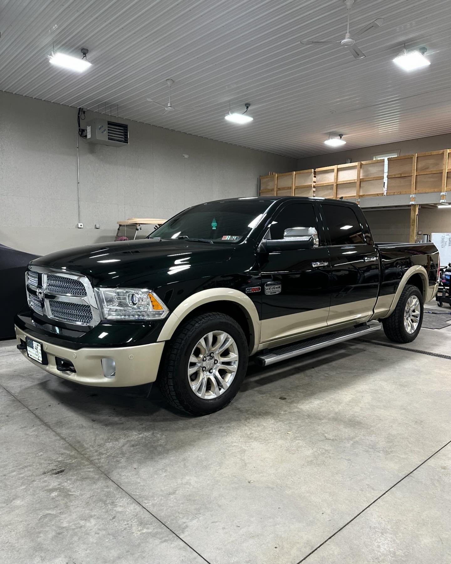 This Ram got a complete overhaul. The interior and exterior were detailed, the bed liner was cleaned and conditioned, and the engine bay was detailed as well.⁣
⁣
The paint received a 2-step correction to remove swirl marks and light scratches, it was
