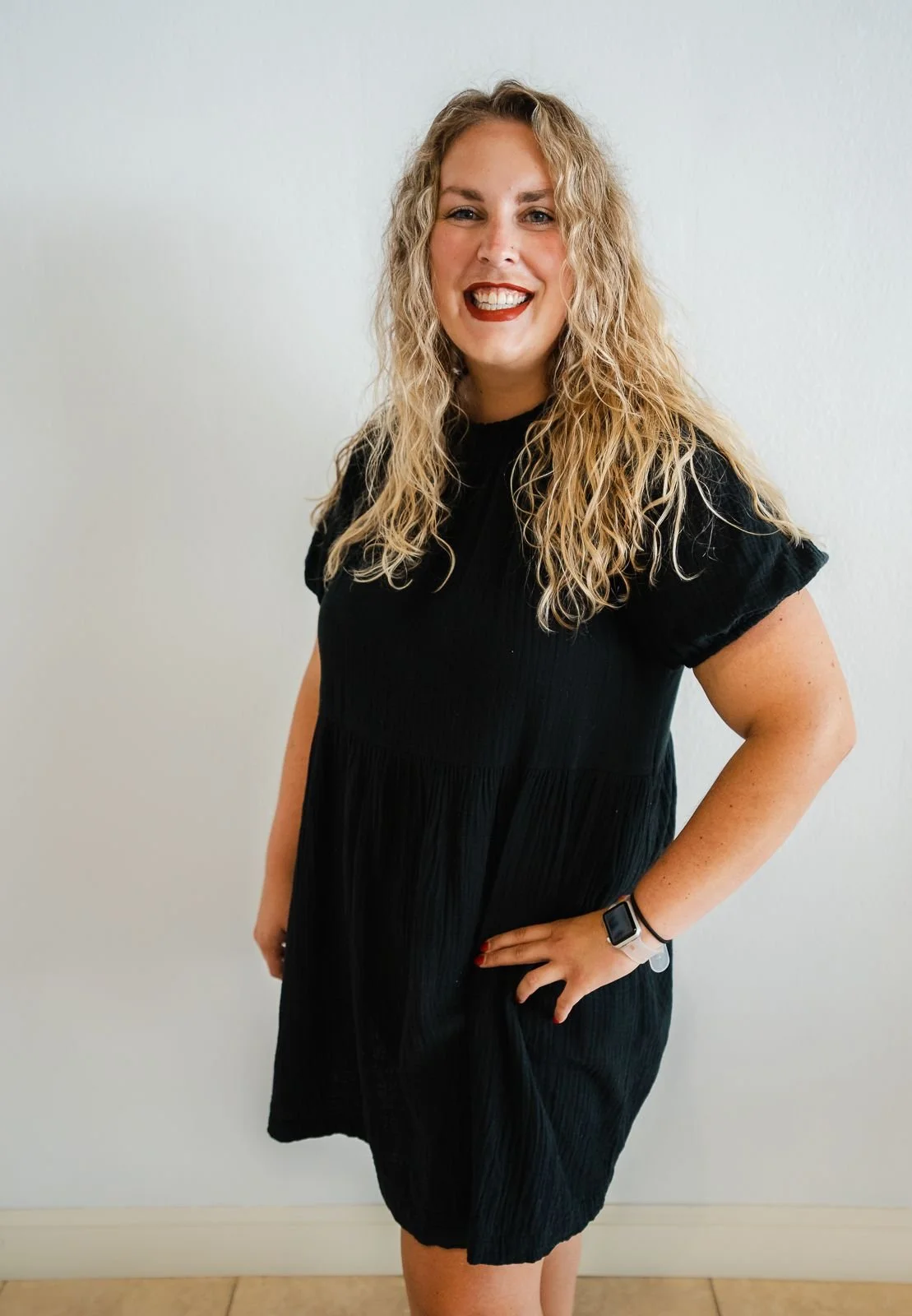 headshot anna 2.jpeg