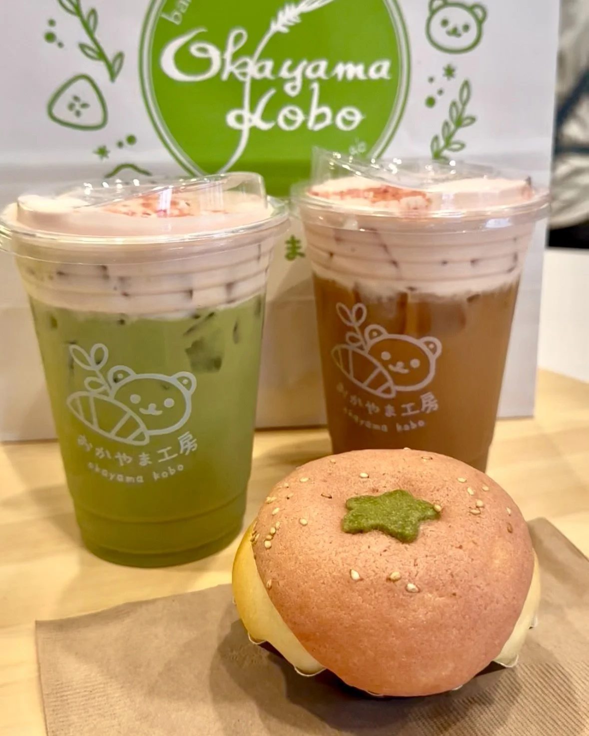 Little Tokyo is always sweet, but these specials make it even sweeter 🥰

@okayamakobousa 💕 through 2/28! strawberry matcha, strawberry cold brew, and ichigo beret pastry
@mitsurucafe 🍓 limited strawberry shiro an (sweet white bean) imagawayaki onl