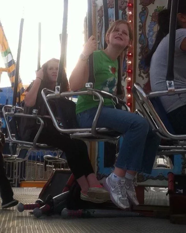 happy transgender day of visibility!! in case you some how didn&rsquo;t know, i&rsquo;m trans &amp; nonbinary, and i use they/them pronouns 🏳️&zwj;⚧️

i want to use this post to say thank you to all of the beautiful people in my life that have suppo