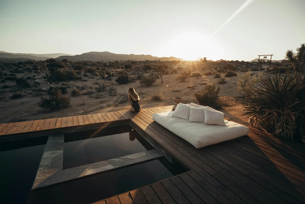 Outdoor living decor