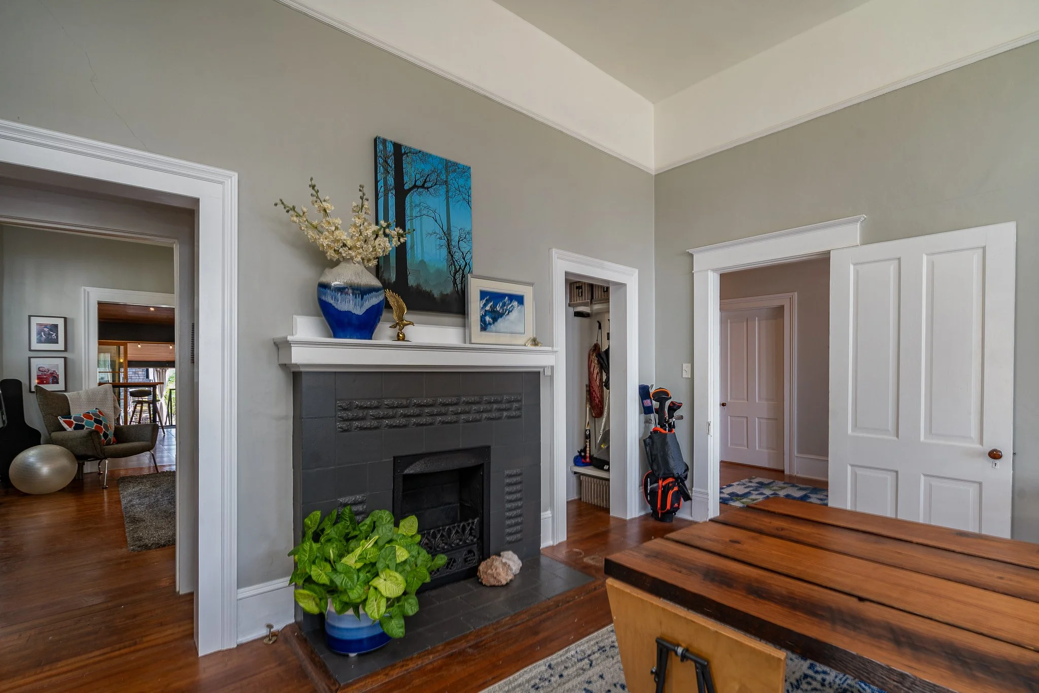 287 Henderson Ave (6).jpg