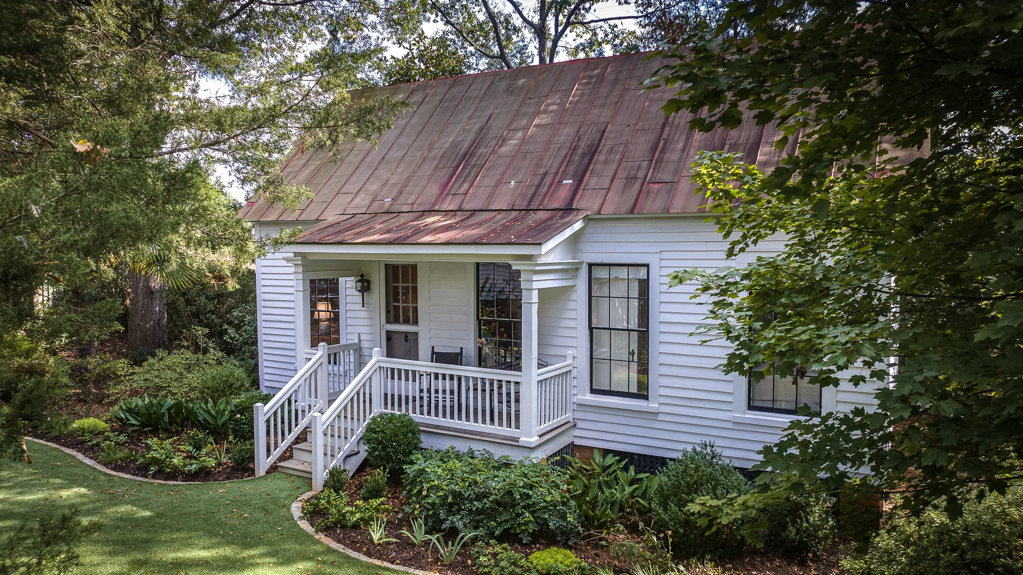 277 Henderson Avenue (14).jpg