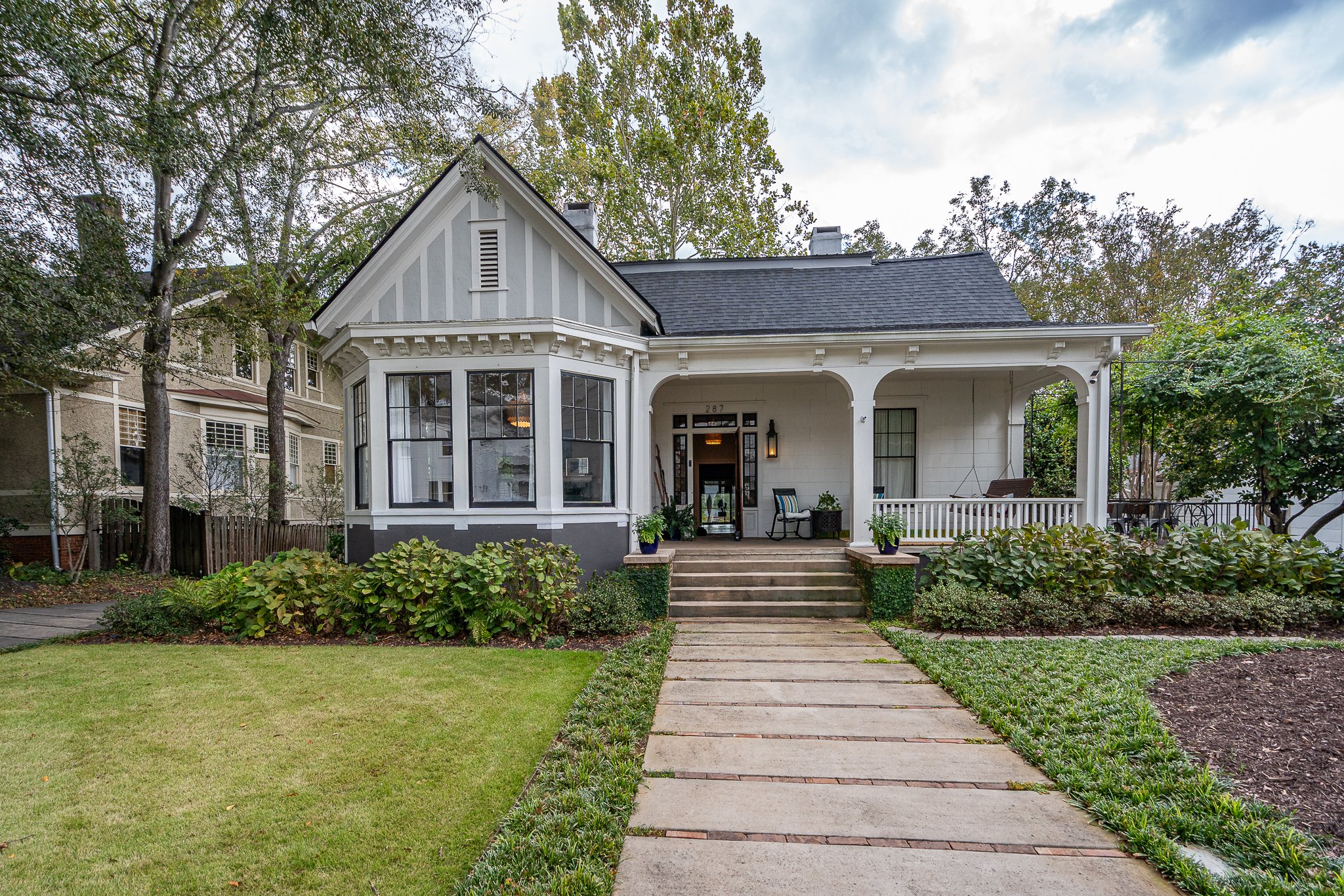 287 Henderson Ave (2).jpg