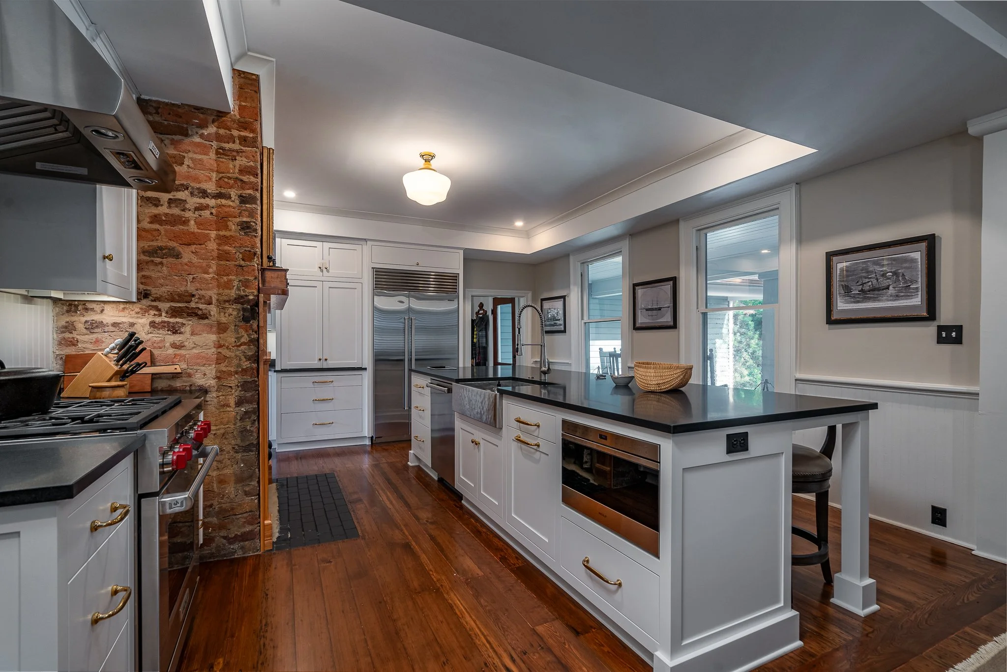 195 Henderson Ave (10).jpg