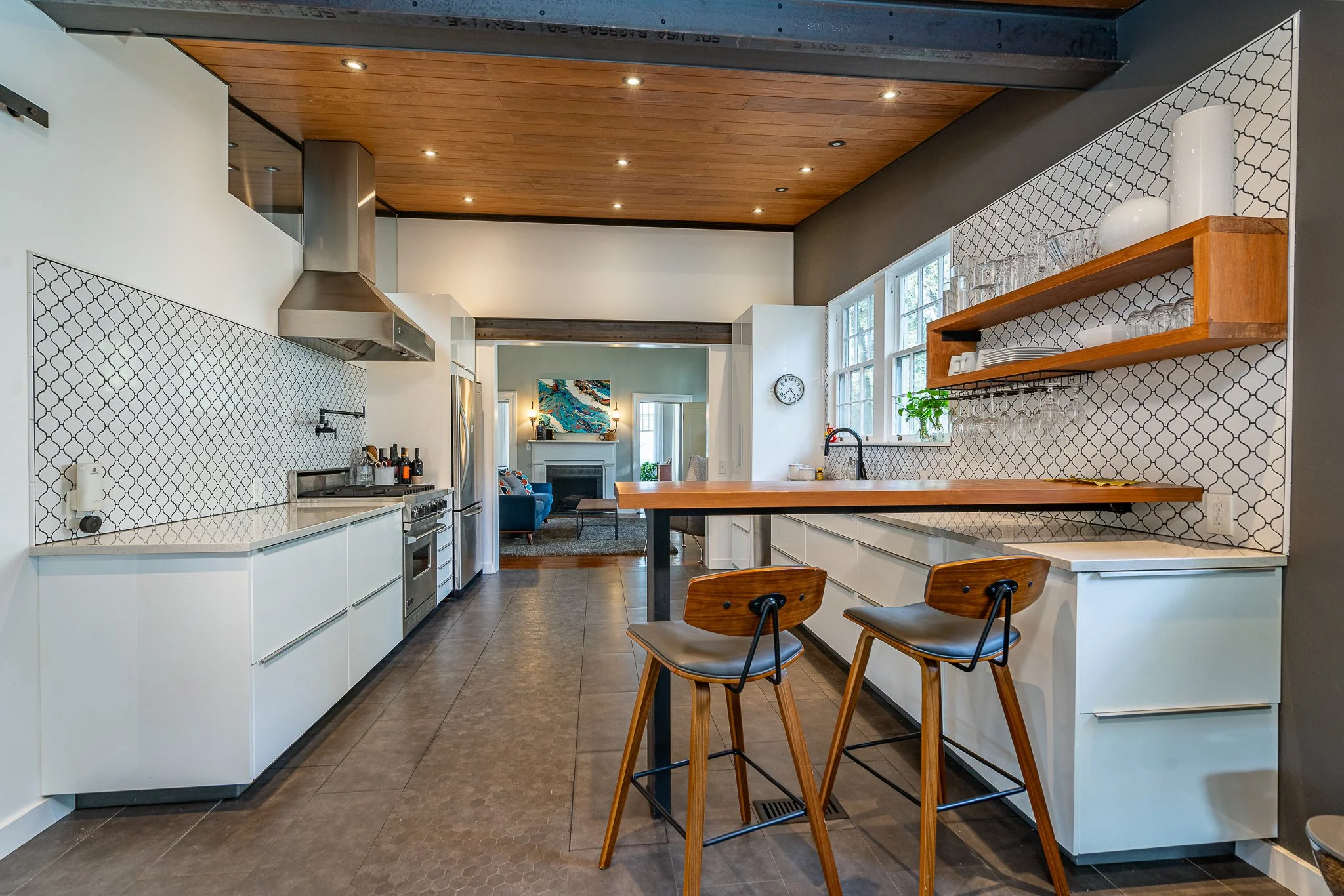 287 Henderson Ave (11).jpg