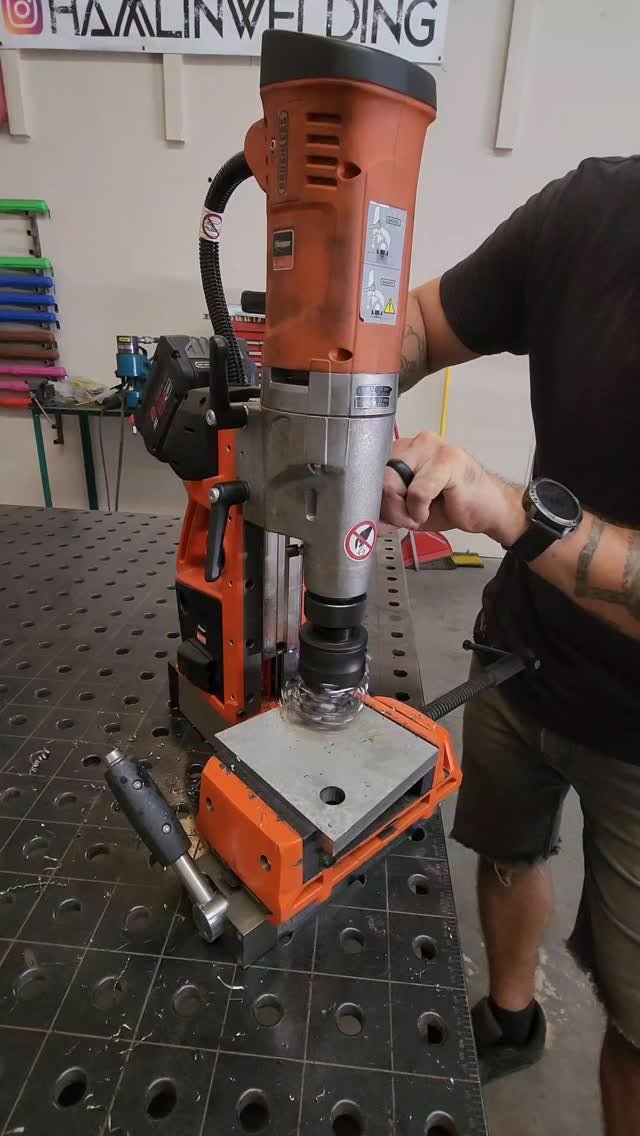 Can you tell me what I did wrong here?🥴
Drilling a 1" hole in 1/2" stainless steel with my @fein_us combo - the VersaMAG and the AJMU137PMQWAS Cordless Mag Drill.
The trick to drill stainless? A daunting task, if you know, you know!
#we