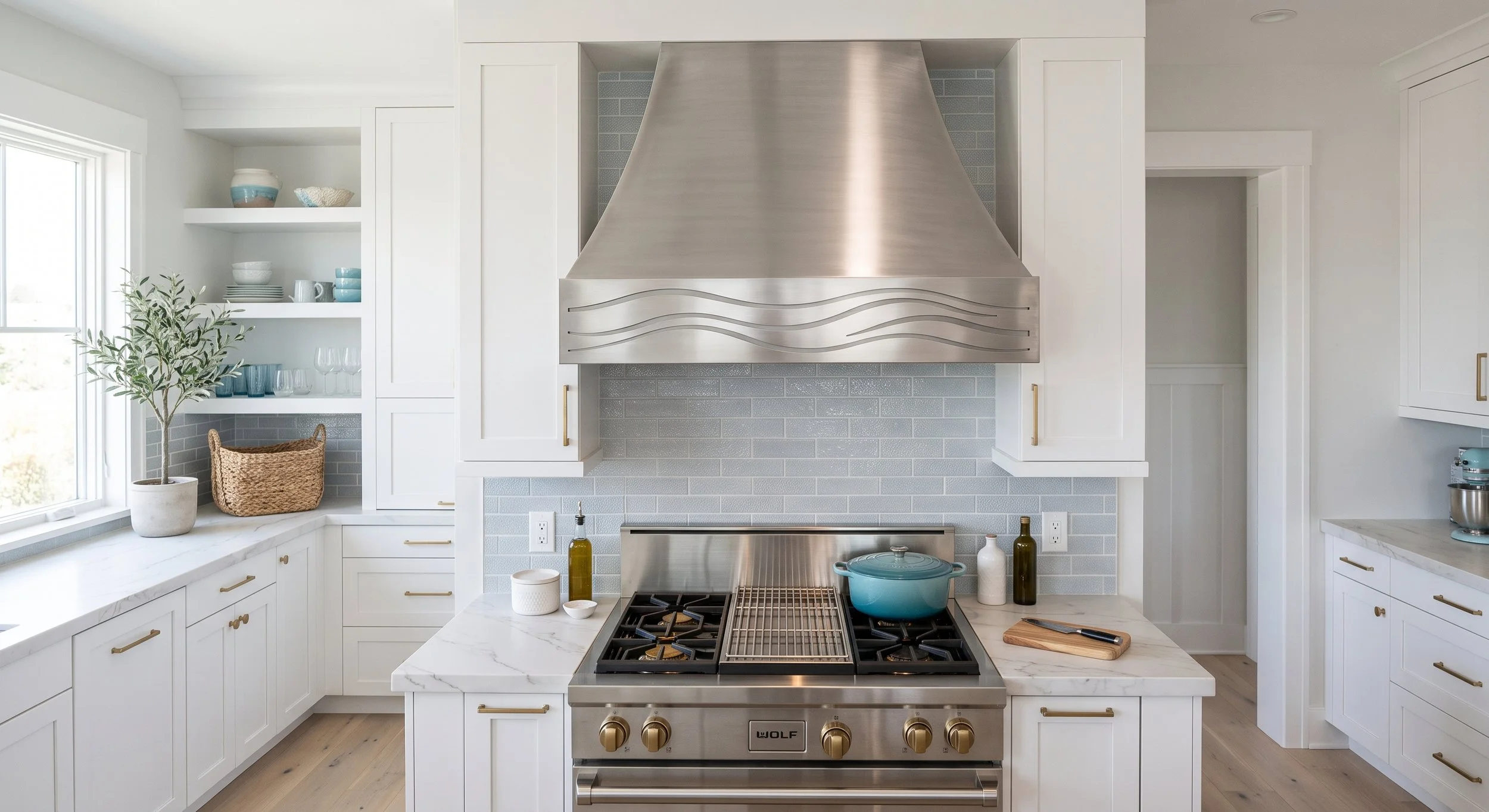 Tidal Line Range Hood