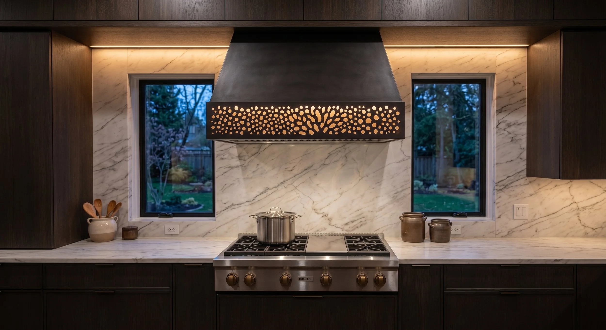 Reef Cut Range Hood