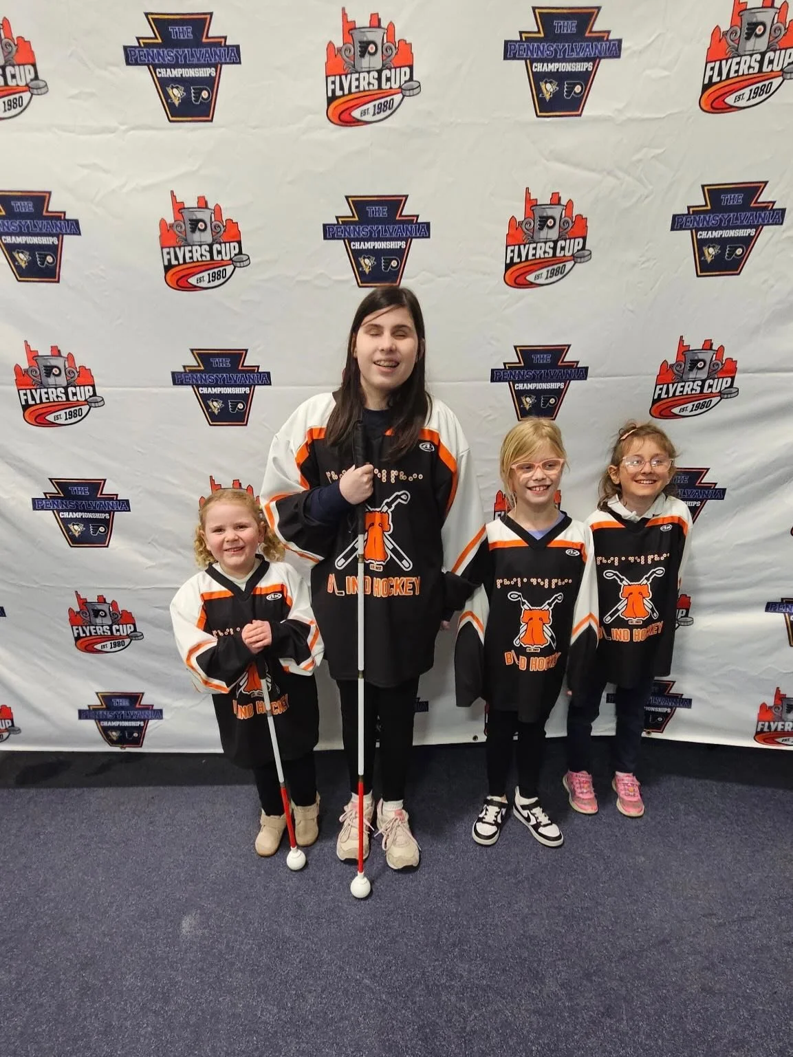 Last night, some of the girls from Philly Blind Hockey had the amazing opportunity to take part in a ceremonial puck drop at  @theflyerscup Girls Finals! Such a fun experience for everyone&mdash;congrats to Lower Merion on the win! 🏒