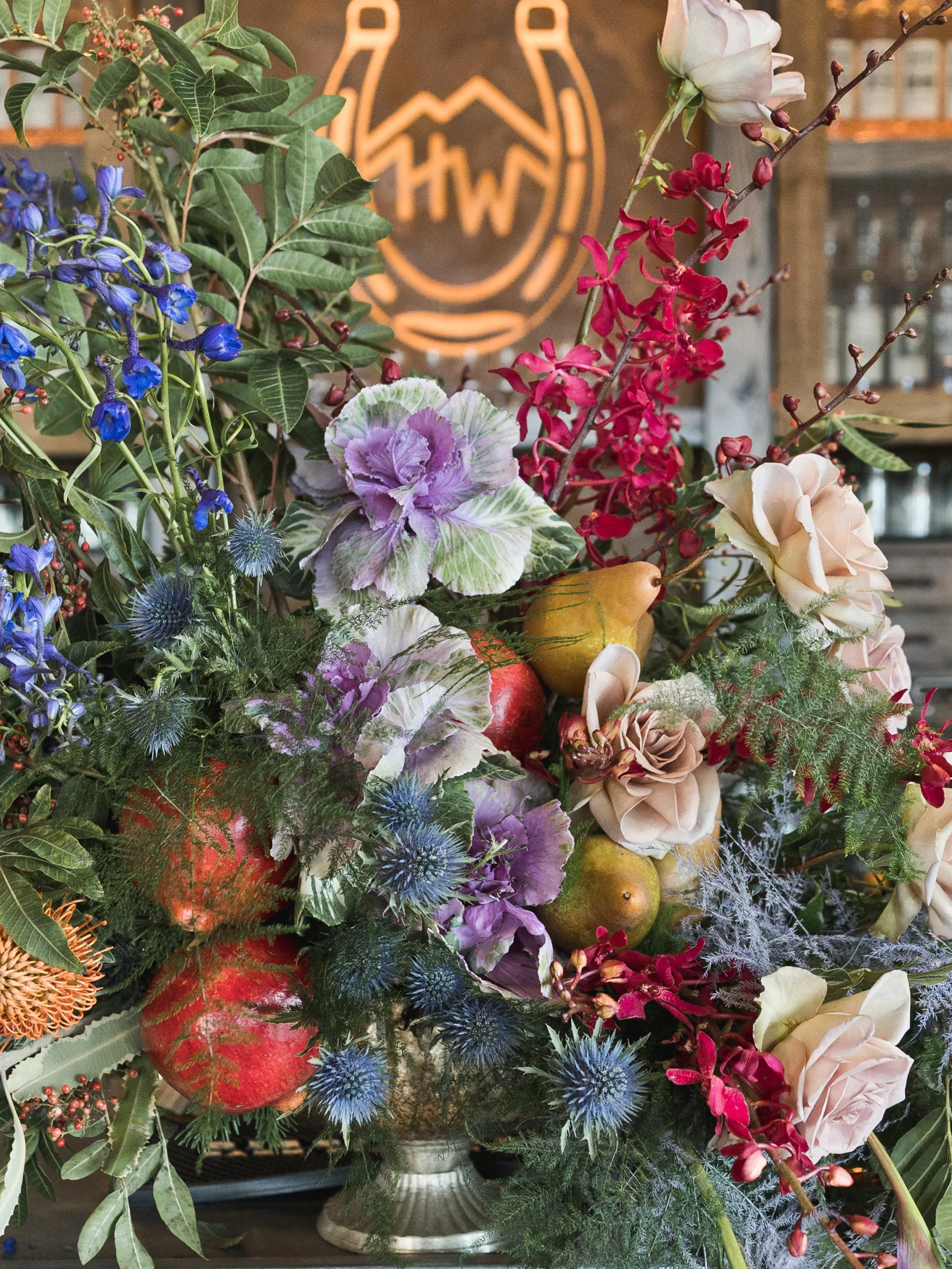The reception + details deserved their own moment because.. well you can see why! Cool girls pick cool flowers ✌️

Venue @drinkhighwest 
Photographer @elizabethhoardphotography 
Florist @moandcofloral 
Planner @pineappleprocessions 
Cake @bakecocobak