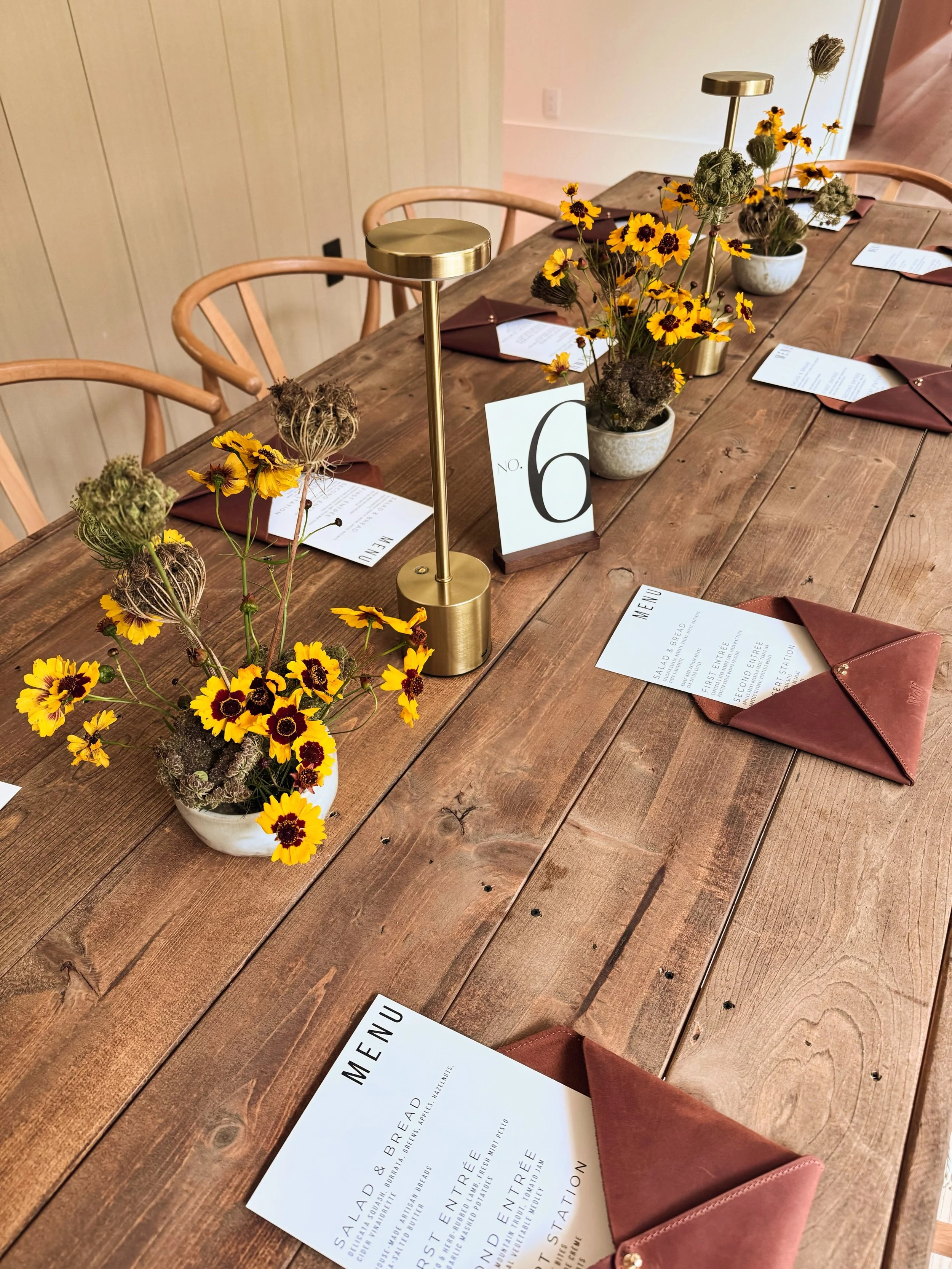 Happy little autumn bowls 🌞

#fallflowers #parkcityinteriordesign #parkcityflorist