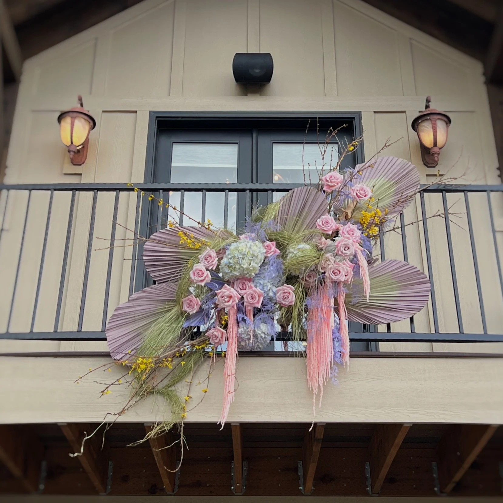 floral display installation park city utah kamas red arrow ranch 4u ranch tag ranch wedding event florist deer valley