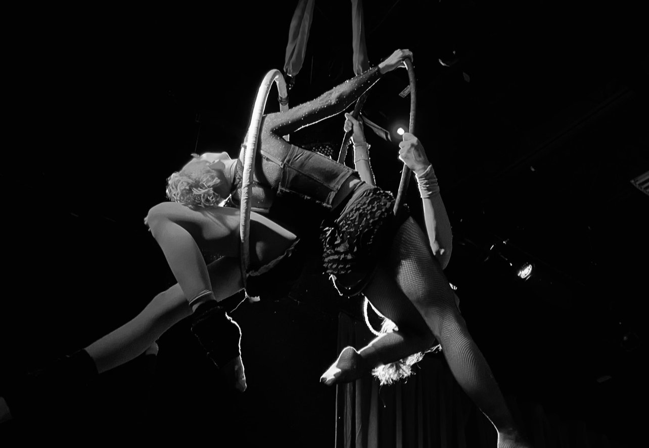 VERT. CIRQUE