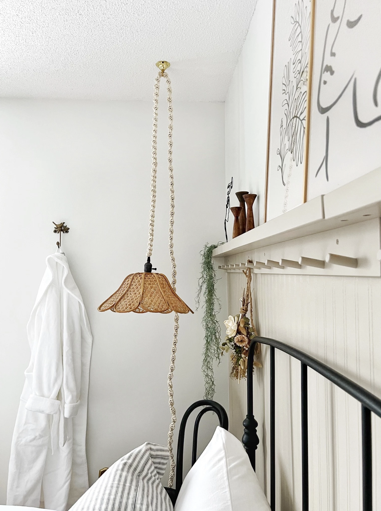 How to Fake a BeadBoard Feature Wall — The Kwendy Home